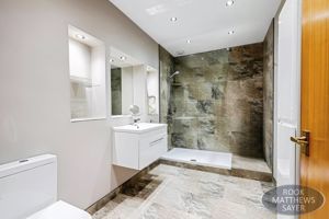 Photo 15- click for photo gallery